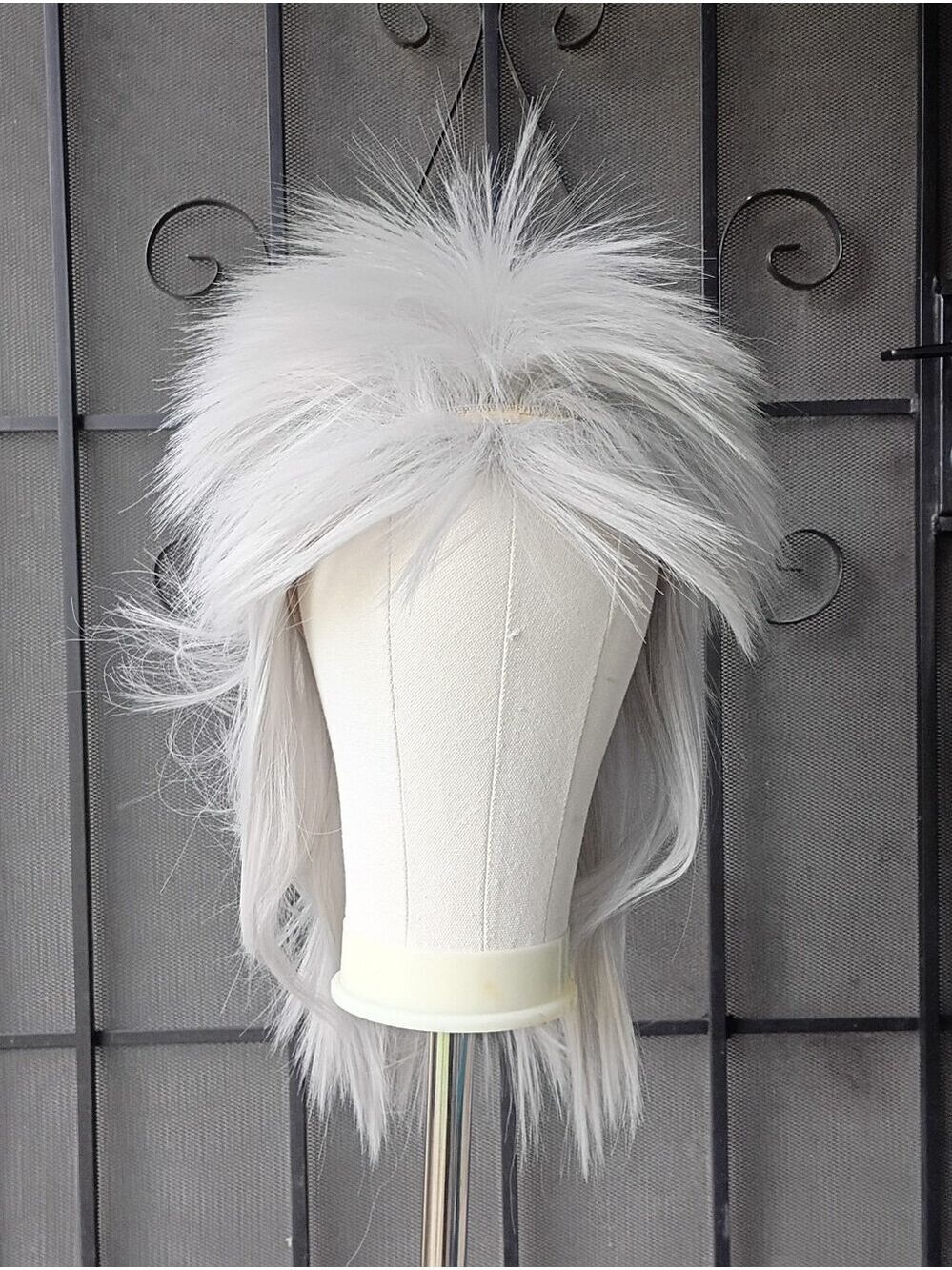 Unisex Cosplay Light Grey Silver Mullet Wig